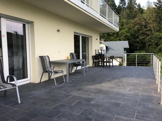 Velden View Ferienwohnung Mit Grosser Sonnenterrasse Und See- Und Karawankenblick Velden am Wörthersee Eksteriør billede